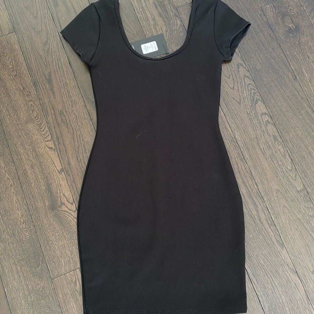 Tshirt bodycon dress NeW size small